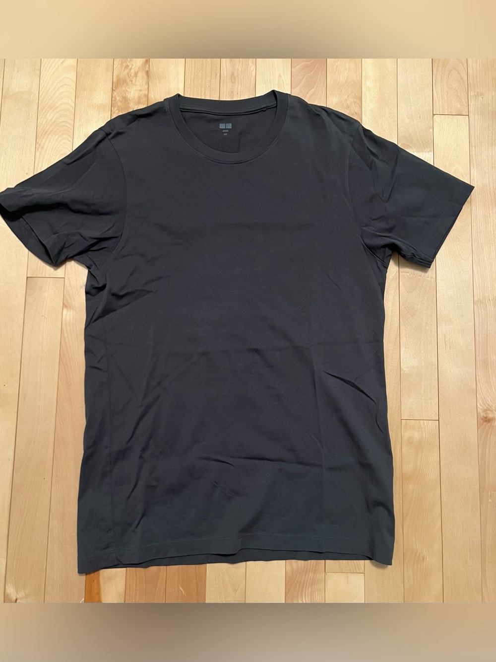 Men’s Uniqlo Supima dark grey Crew Neck Short Sleeve Tee